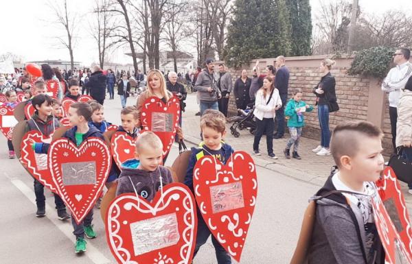 Dječje pokladne svečanosti Slavonski Brod