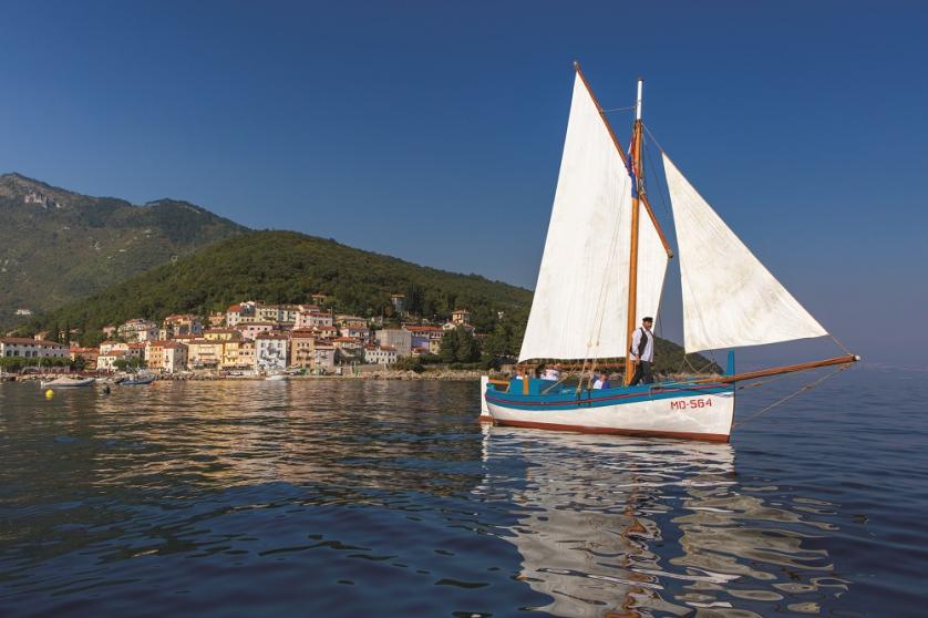 TZ Kvarnera Umijeće gradnje i plovidbe tradicijskim barkama Kvarnera