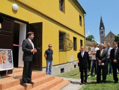 Svecano otvoren Srijem Visitor Centar u Iloku