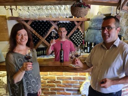 U posjetu vinariji Mikulić