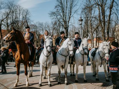 Davorin Krešić Pokladno jahanje